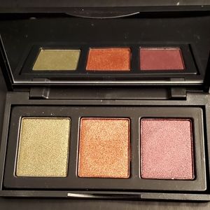 Naked Cosmetics Eyeshadow Tri